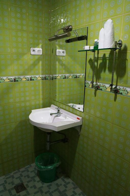Edotel Minangkabau Padang (Sumatra) Quarto foto