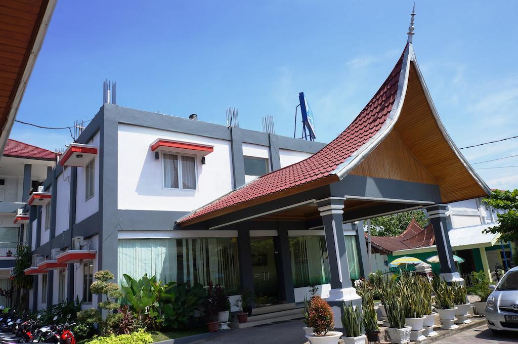 Edotel Minangkabau Padang (Sumatra) Exterior foto